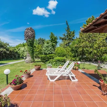 #maria And Cabin By Halu! Villas Apartment